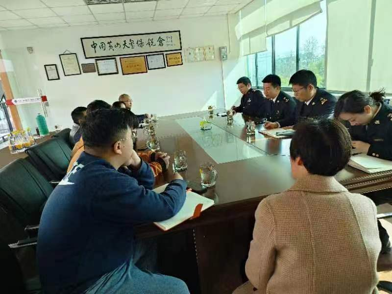 黃山海關調研徽州電商（跨境）產業(yè)園